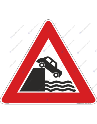 Deniz yada Nehir Kıyısında Biten Yol