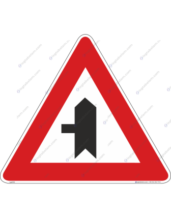 Ana Yol-Tali Yol Kavşağı